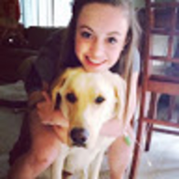 Meet your Posher, Allison - Picture 1 of 1